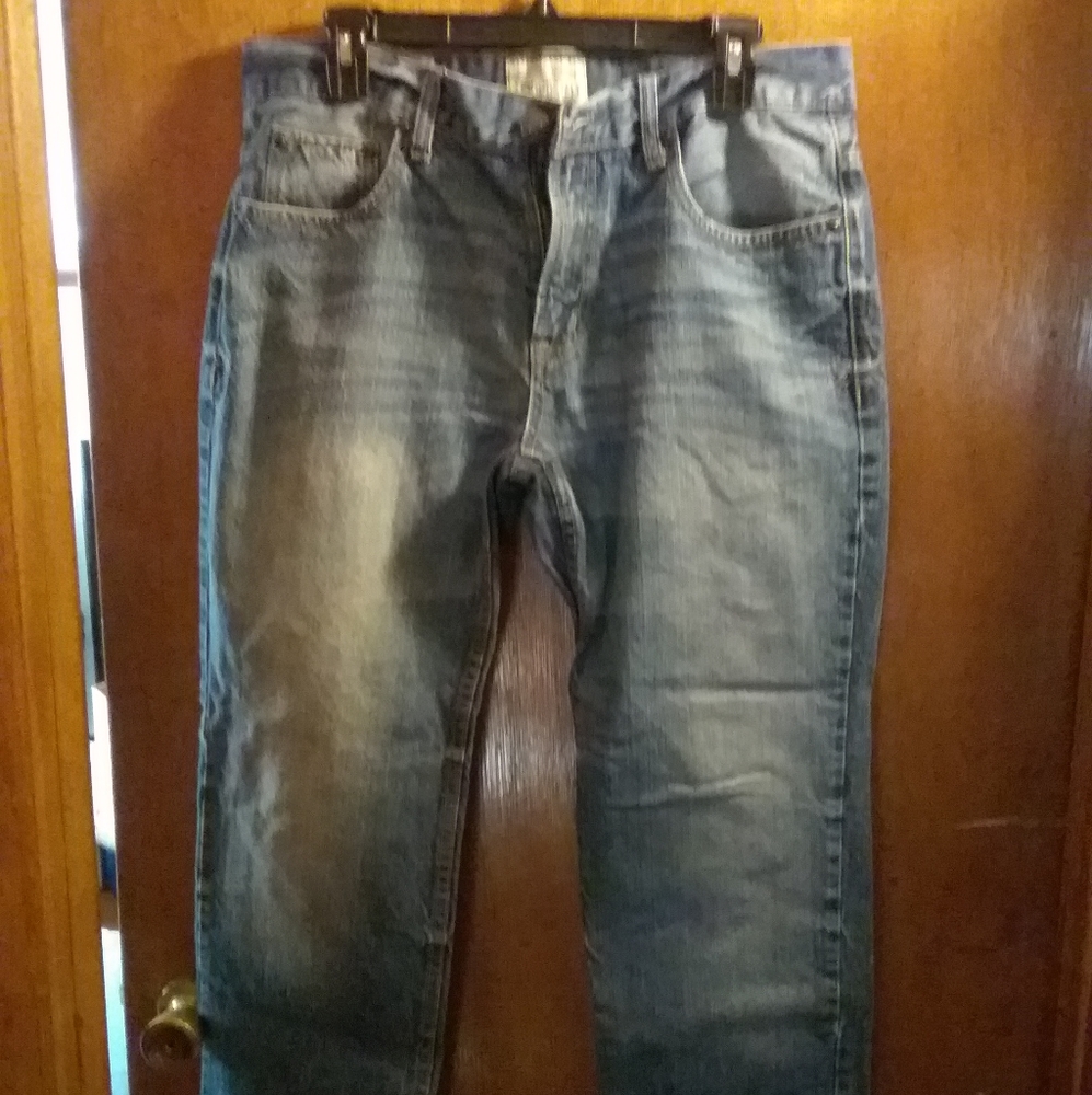Aeropostale Essex Jeans medium color denim straight leg 32/30 exc. condition